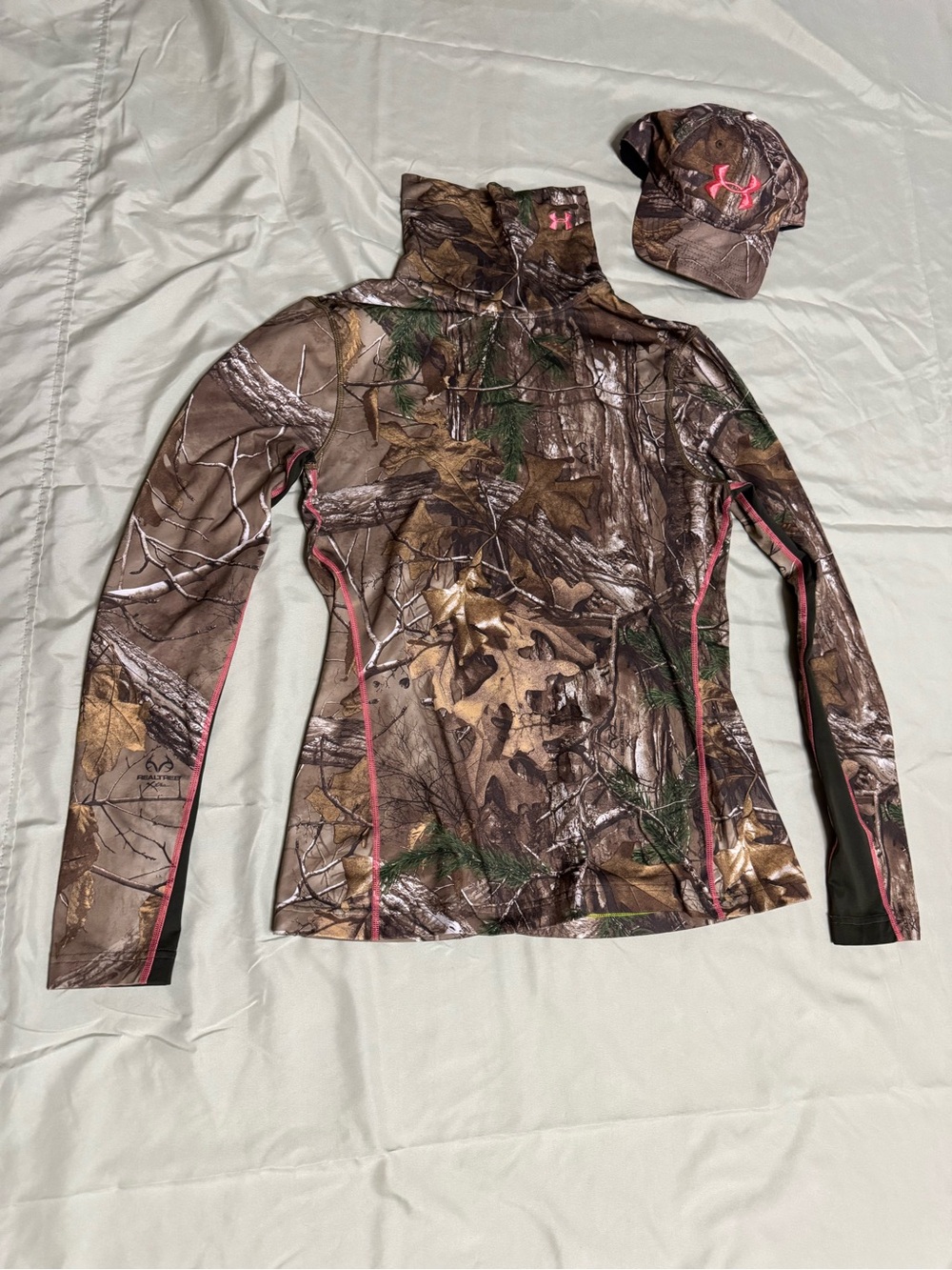 Under Armour ColdGear Infrared EVO Scrunch Neck Shirt in Realtree AP camouflage